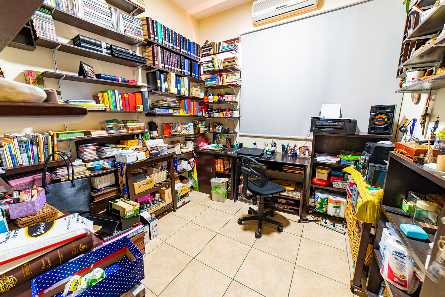 CASA EN VENTA ZONA NORTE - ENTE AV. ALEMANA Y MUTUALISTA
