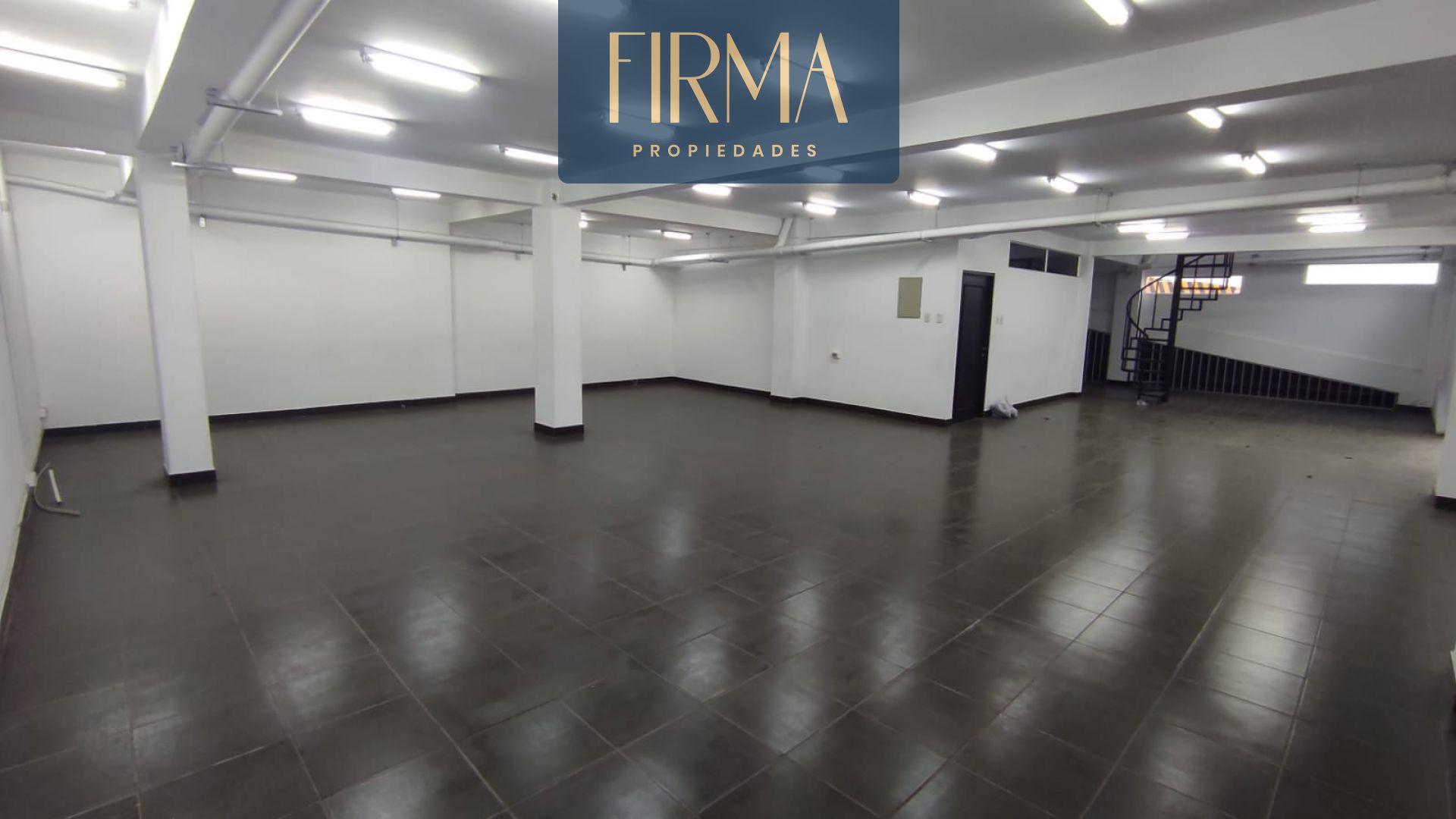 COMPRA ESTE EDIFICIO CON OFICINAS EN BAJO SEGUENCOMA