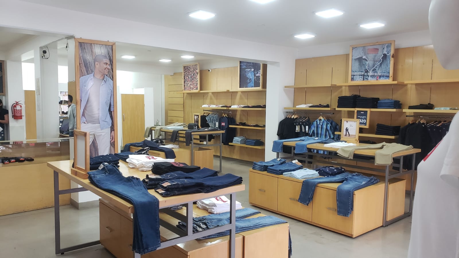Casa comercial en venta