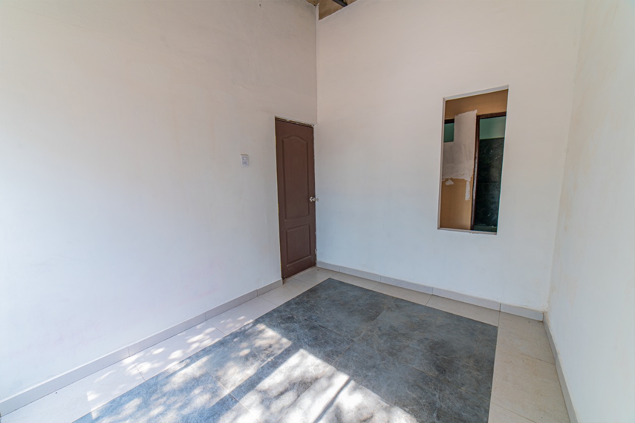 CASA EN VENTA CON DEPARTAMENTOS PARA ALQUILAR, ZONA ESTE 