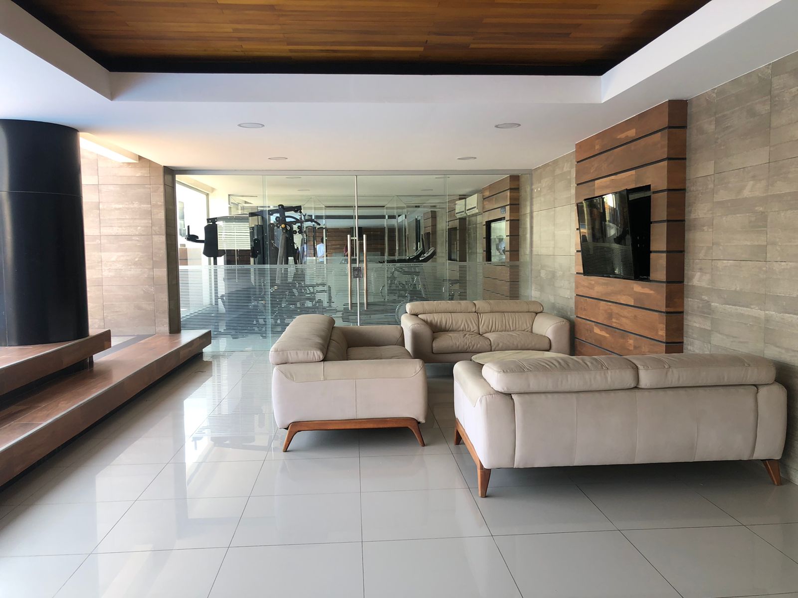 DEPARTAMENTO DE LUJO EN ALQUILER-Edificio Sky Art