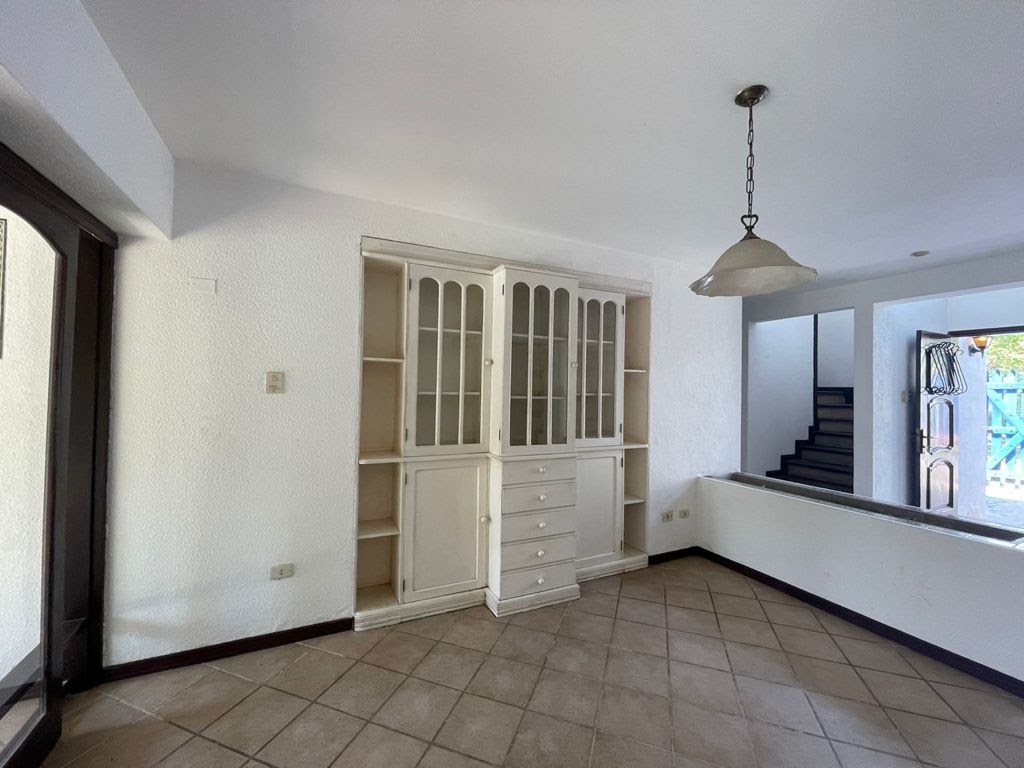 HERMOSA CASA AMPLIA EN VENTA