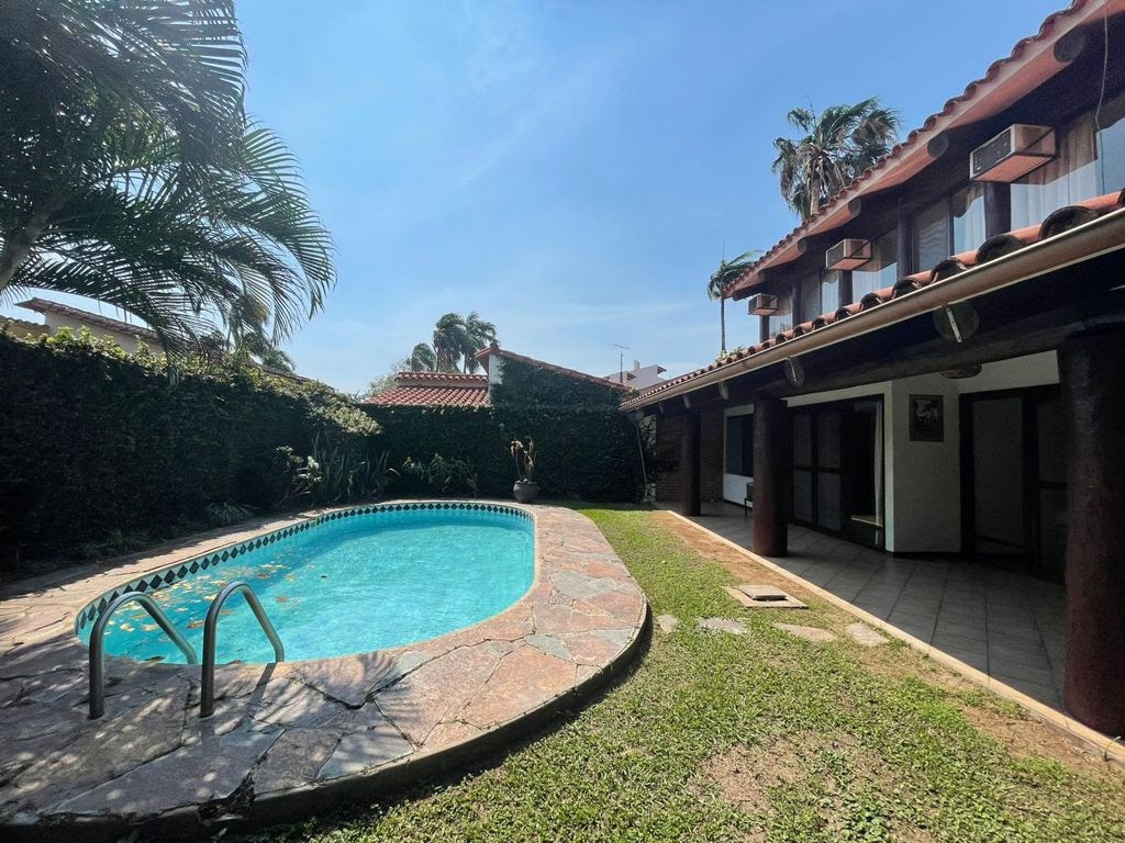 HERMOSA CASA AMPLIA EN VENTA