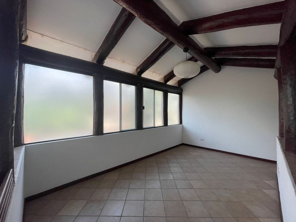 HERMOSA CASA AMPLIA EN VENTA