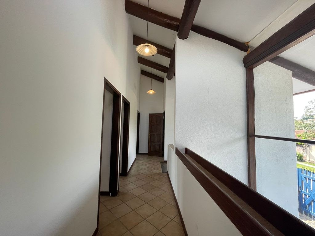 HERMOSA CASA AMPLIA EN VENTA