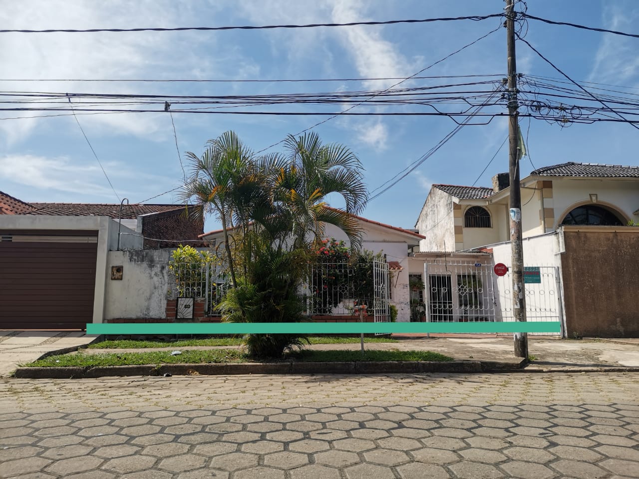 TERRENO EN VENTA CON CONSTRUCCION ANTIGUA