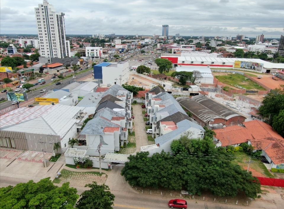 Casa de 4 Suites en Venta 