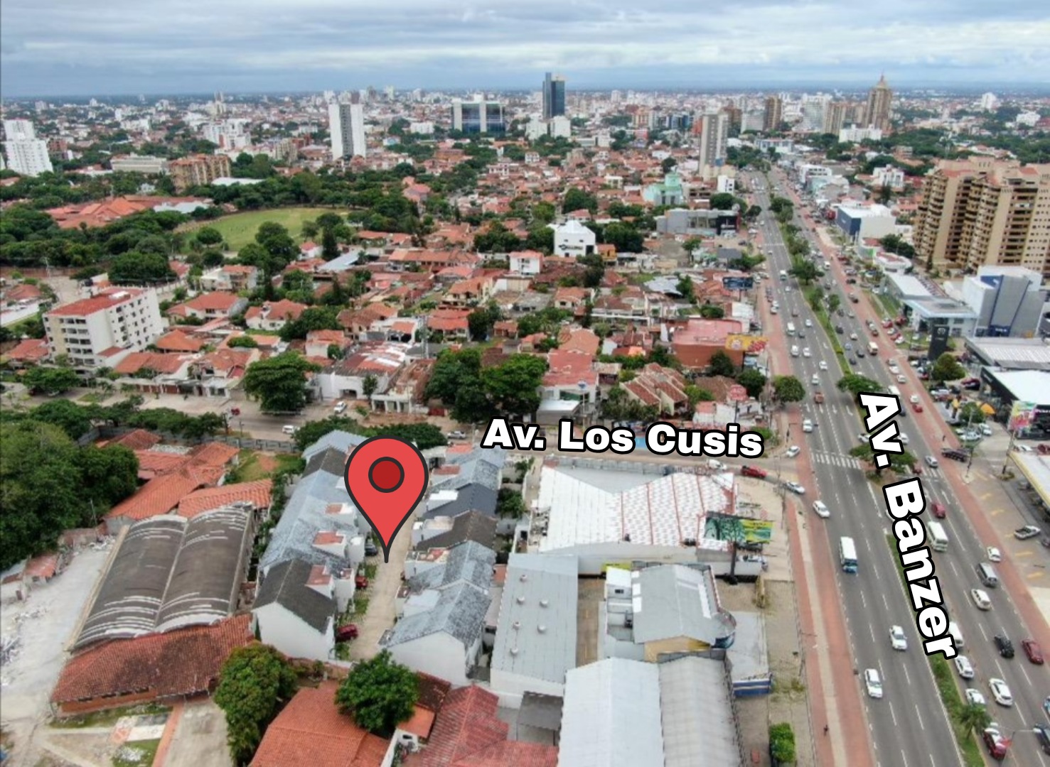 Casa de 4 Suites en Venta 