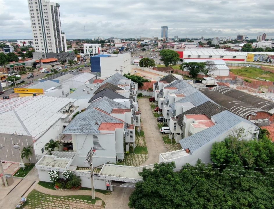 Casa de 4 Suites en Venta 