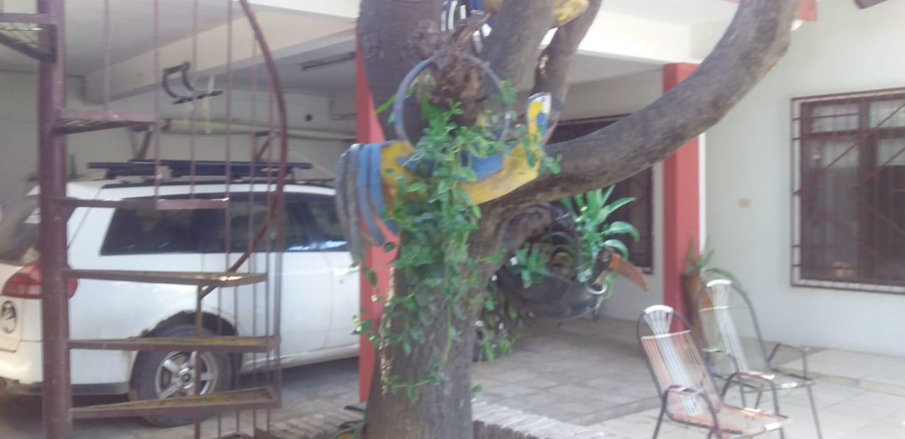 Casa en Venta en la Av. Cumavi entre 4to y 5to anillo.
