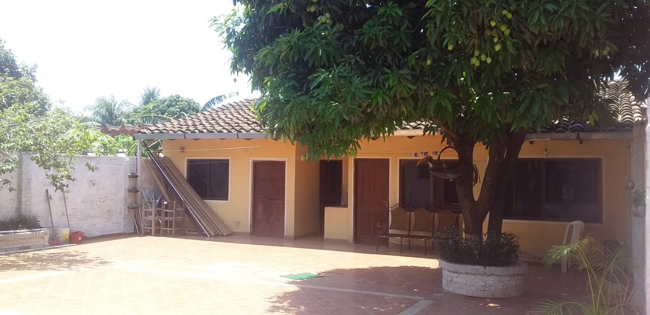 Casa en Venta en la Av. Cumavi entre 4to y 5to anillo.