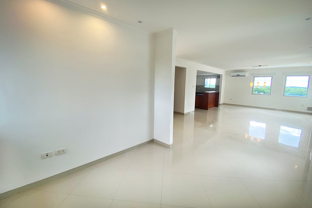 DEPARTAMENTO EN VENTA EN URUBO