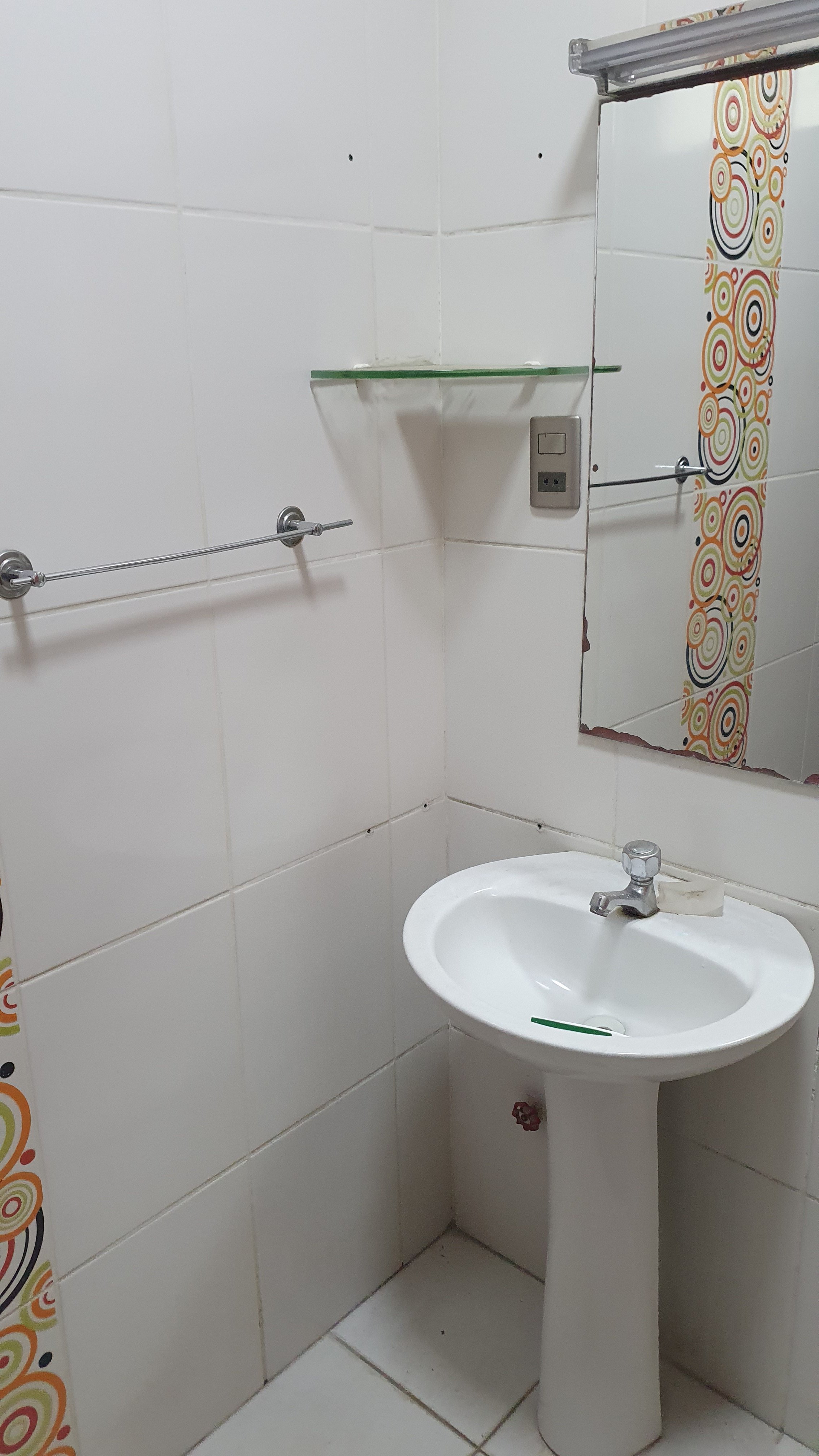 CASA EN VENTA VILLA 1ERO DE MAYO A UN PASO DE PLAZA PRINCIPA