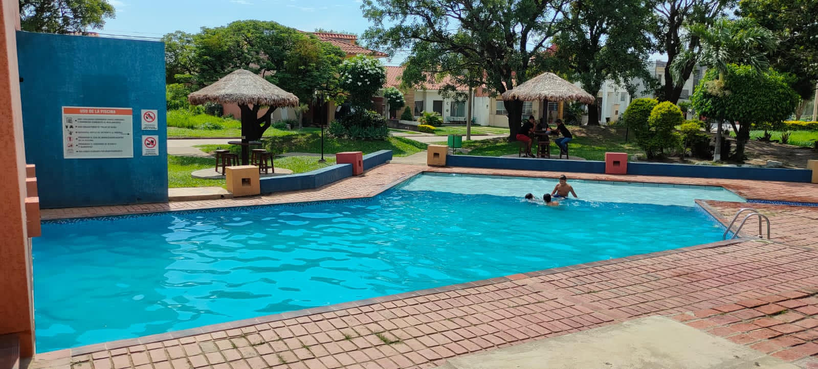 Casa independiente en Anticretico