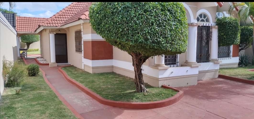 Hermosa casa en Anticretico