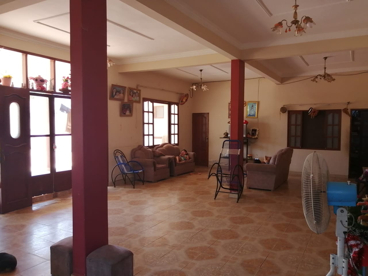 Casa de 2 pisos en venta