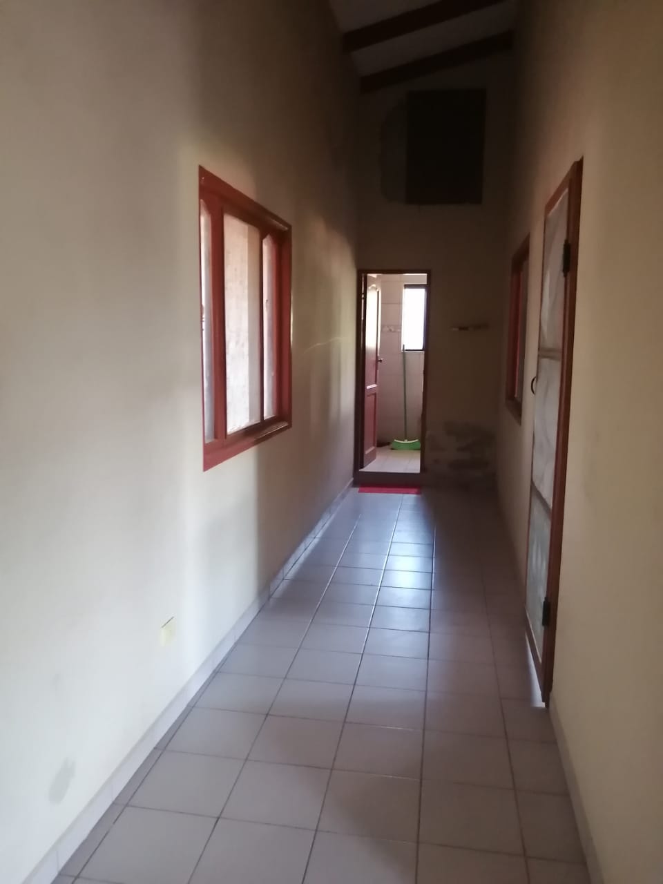 Casa de 2 pisos en venta