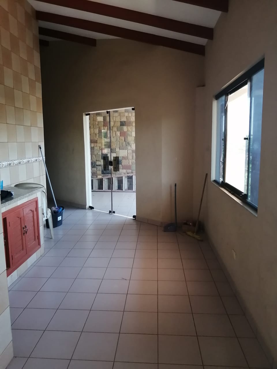 Casa de 2 pisos en venta