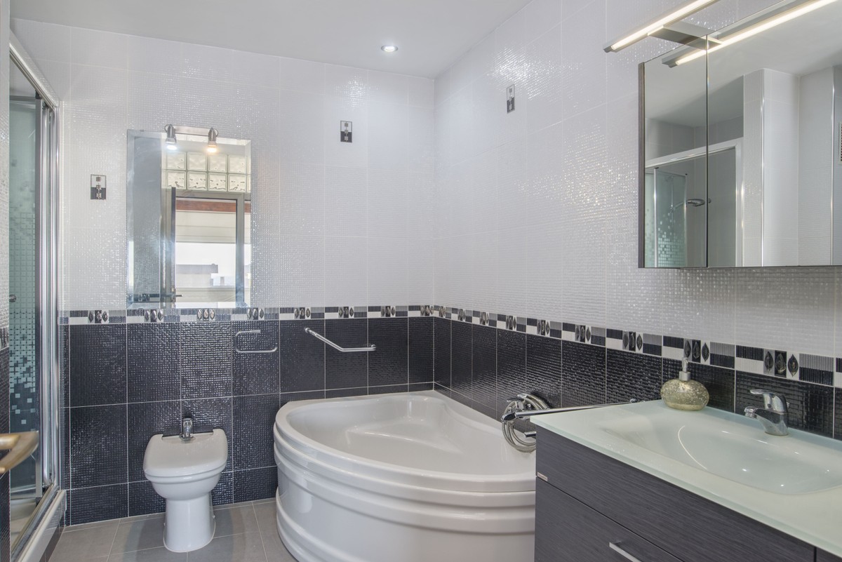 Duplex en 2º linea de playa - Carvajal,Fuengirola