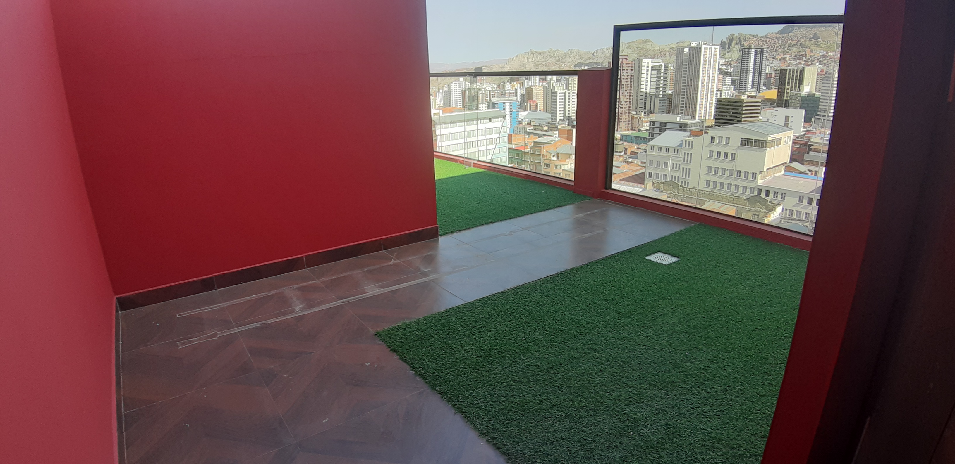 LA PAZ HERMOSO PENTHOUSE EN ANTICRÉTICO PLAZA MURILLO