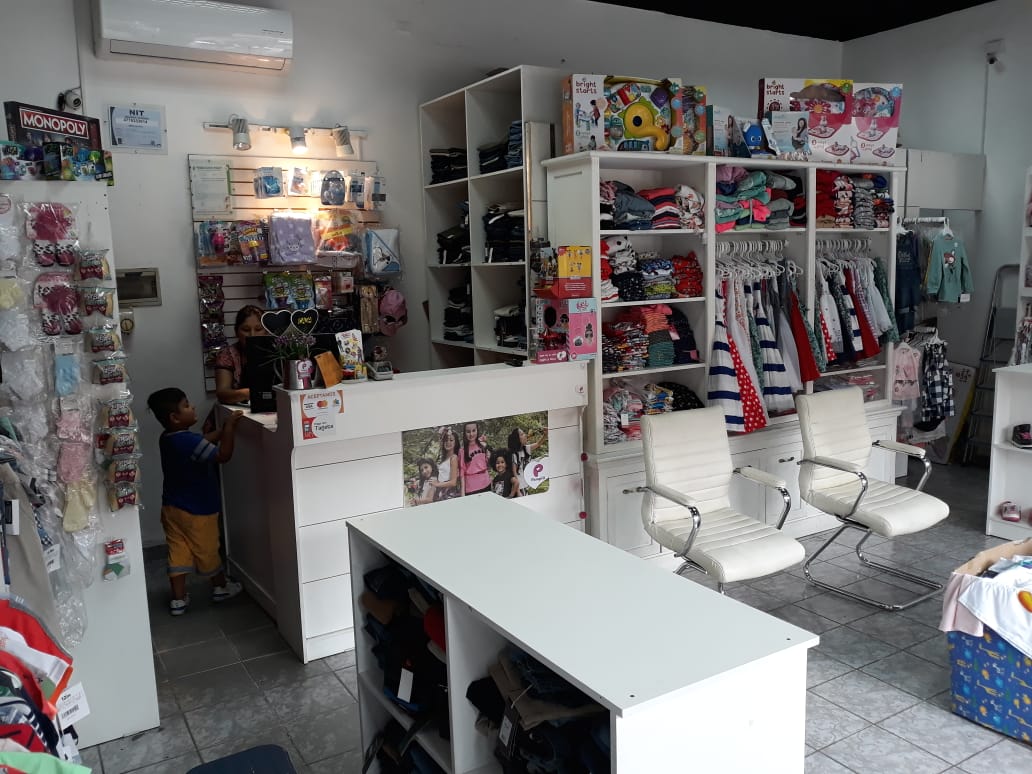 CASA/LOCAL COMERCIAL EN VENTA