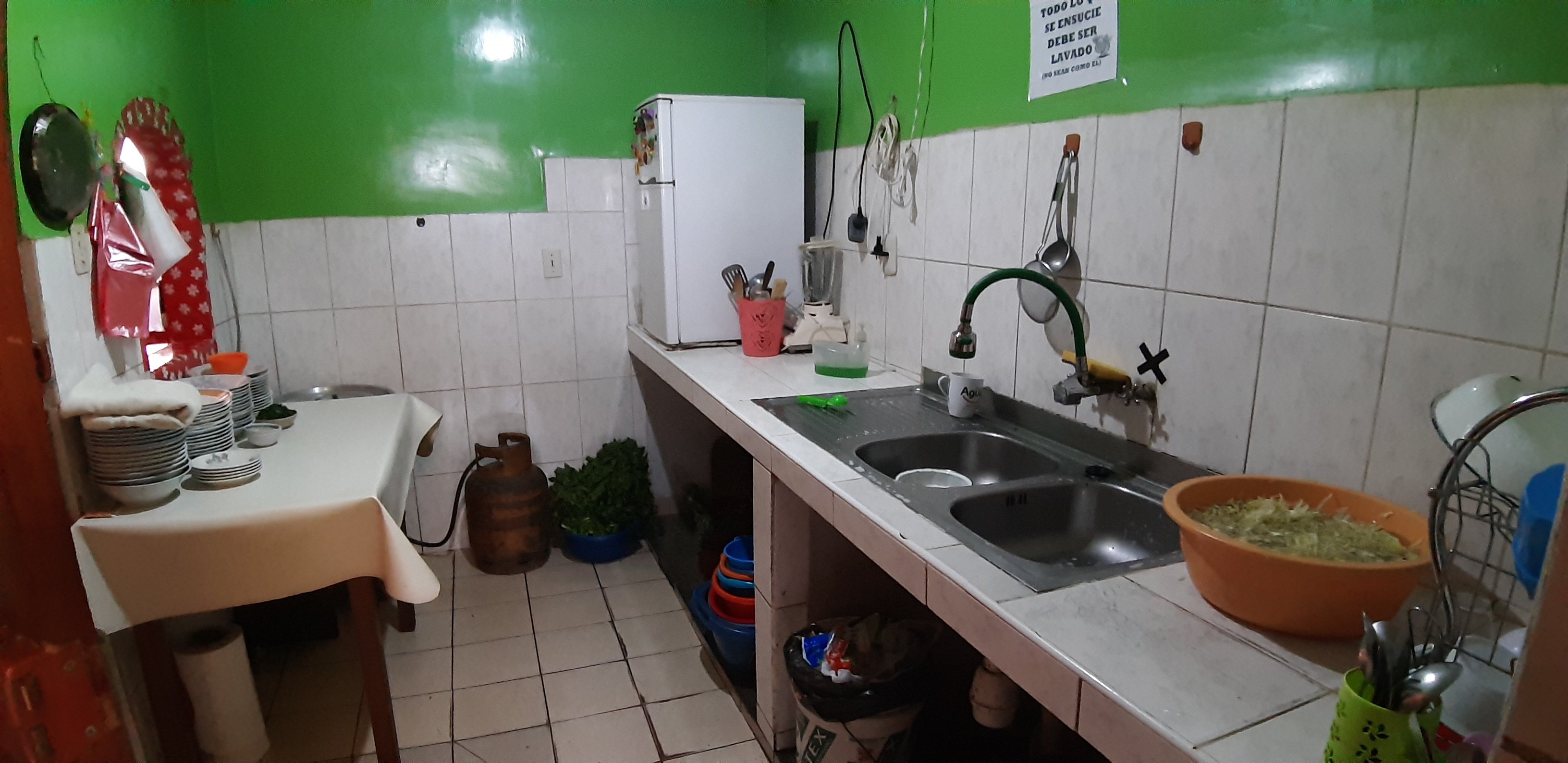 AMPLIA CASA EN VENTA CIUDAD SATÉLITE - EL ALTO - LA PAZ