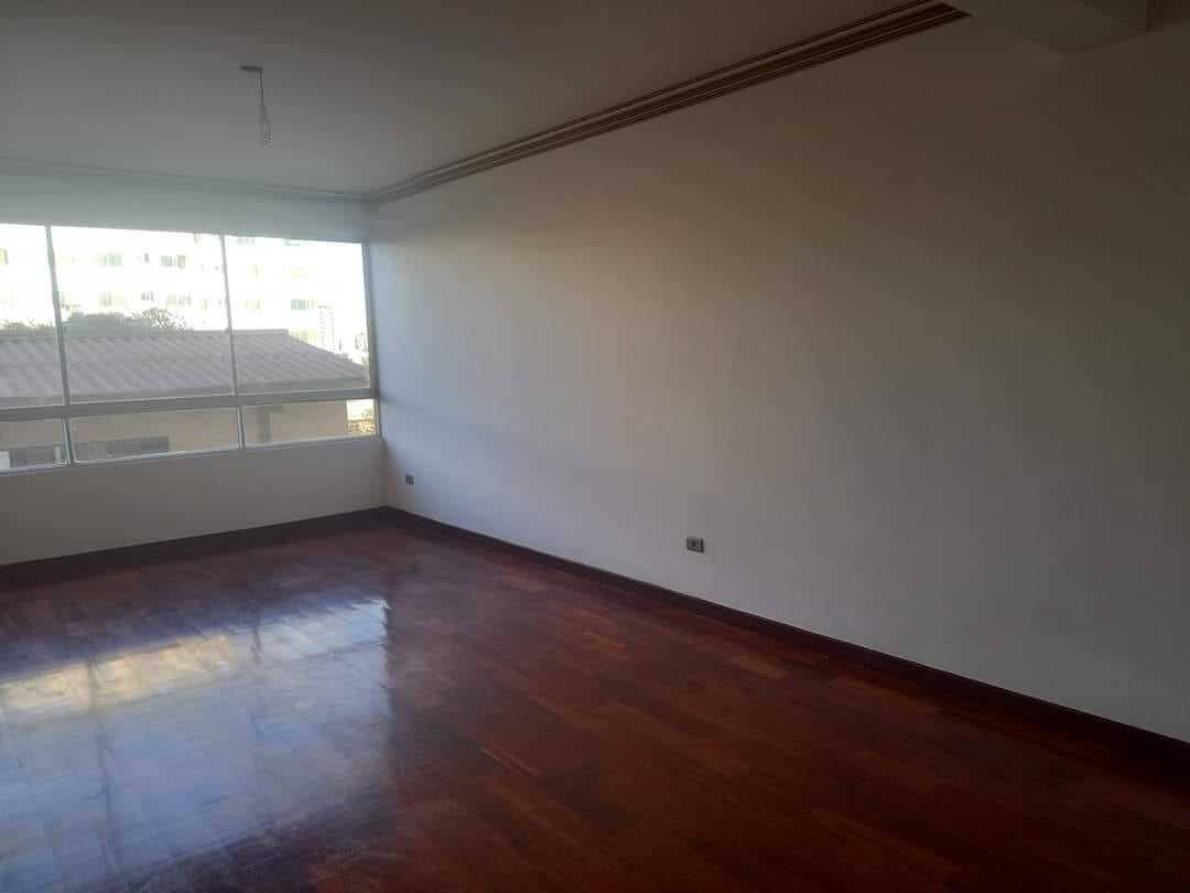 DEPARTAMENTO DE 3 DORMITORIOS EN EDIFICIO MAGENTA