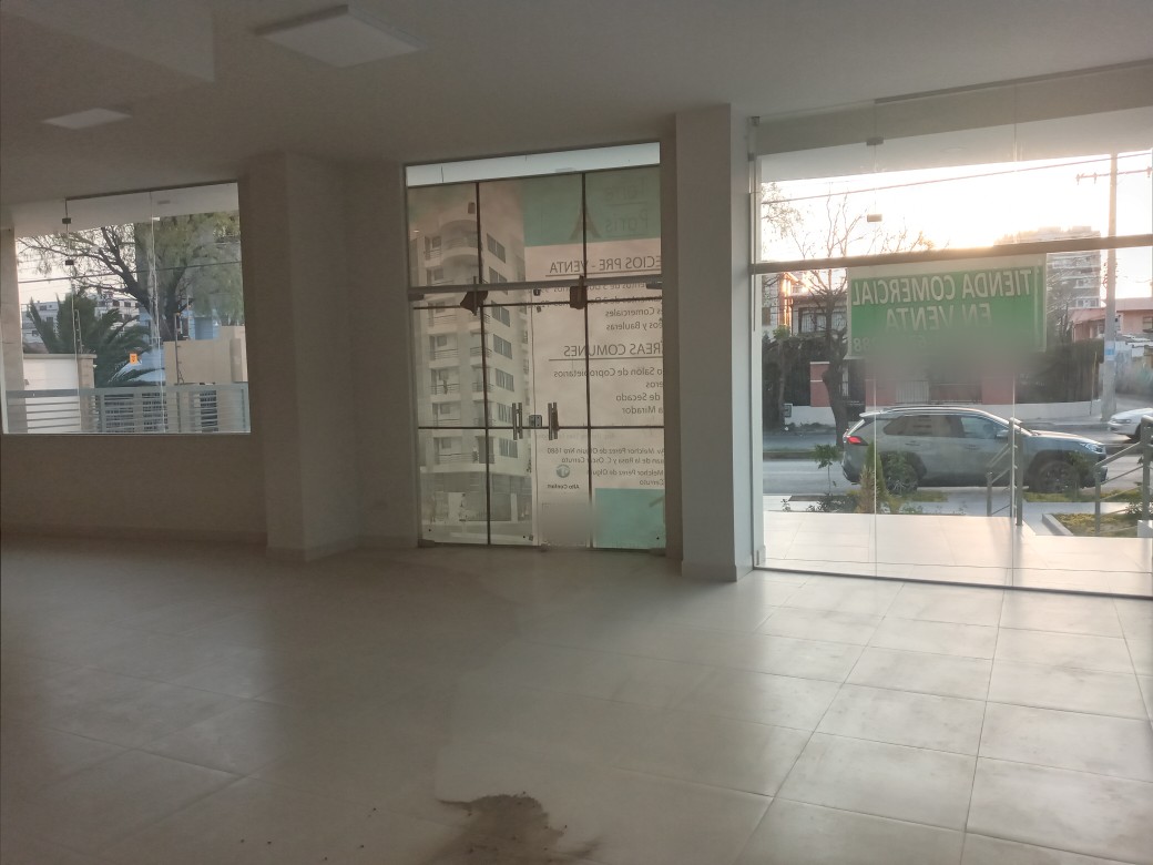 TIENDA COMERCIAL EN VENTA A ESTRENAR