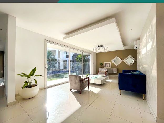CASA DE LUJO EN VENTA ZONA NORTE