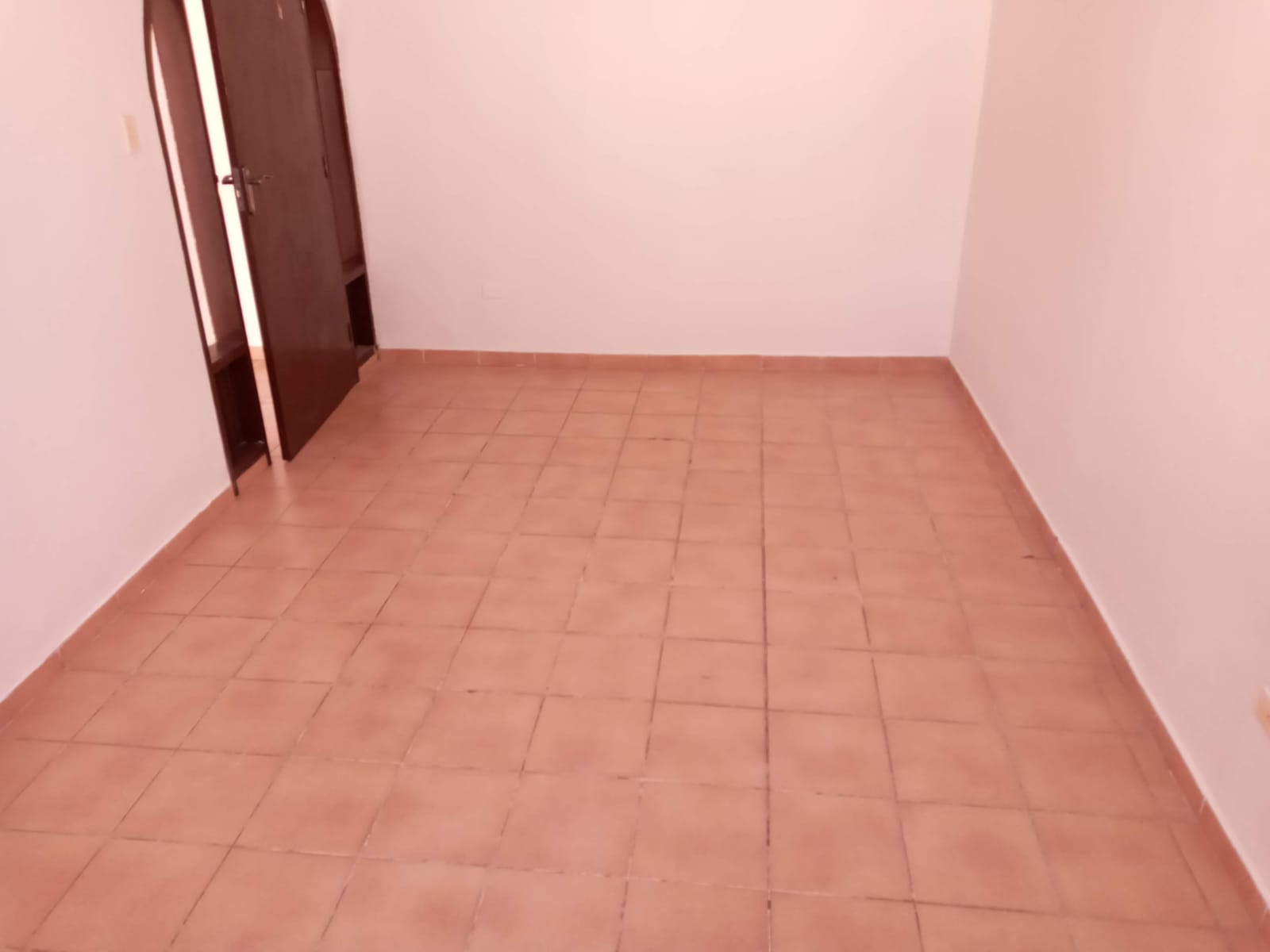 HERMOSA CASA AV ALEMANA 2DO ANILLO