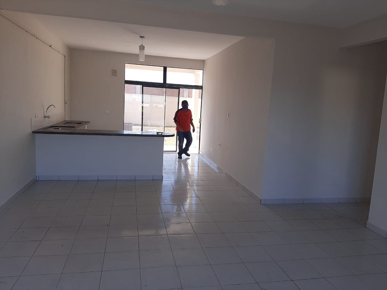 HERMOSA CASA EN VENTA ZONA NORTE EN URBANIZACION CERRADA