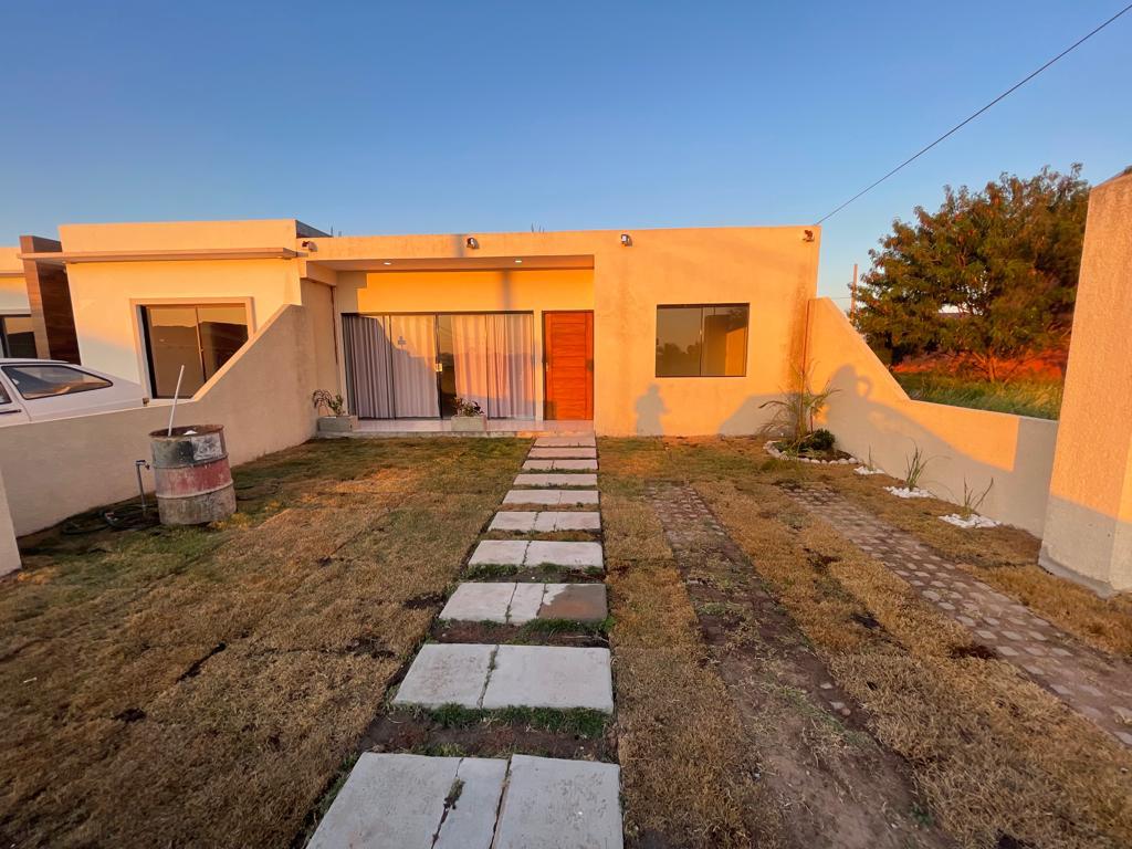 HERMOSA CASA EN VENTA ZONA NORTE EN URBANIZACION CERRADA