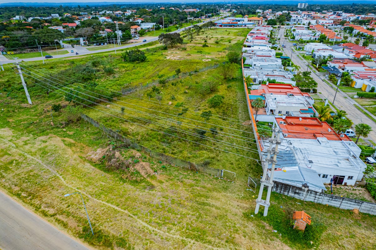 TERRENO EN VENTA EN URUBO, SOBRE CARRETERA A PORONGO