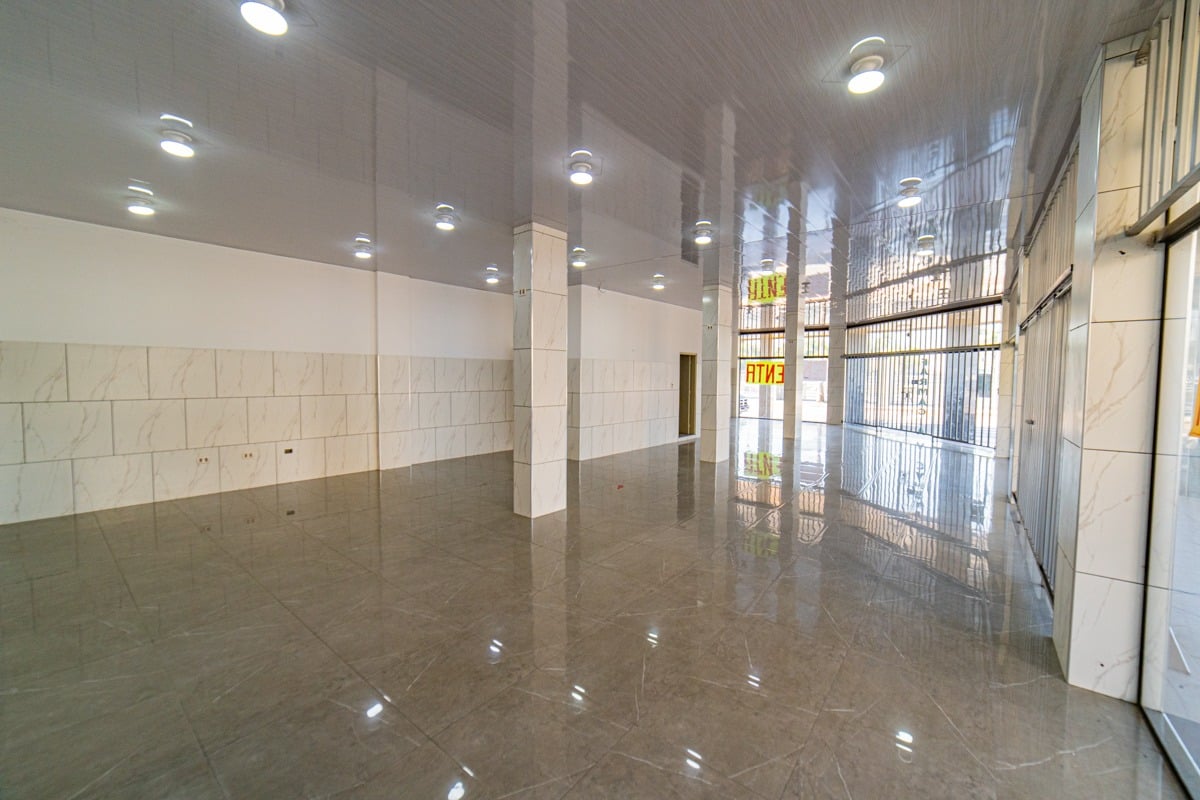 EDIFICIO COMERCIAL EN VENTA, ZONA CENTRO CALLE BENI