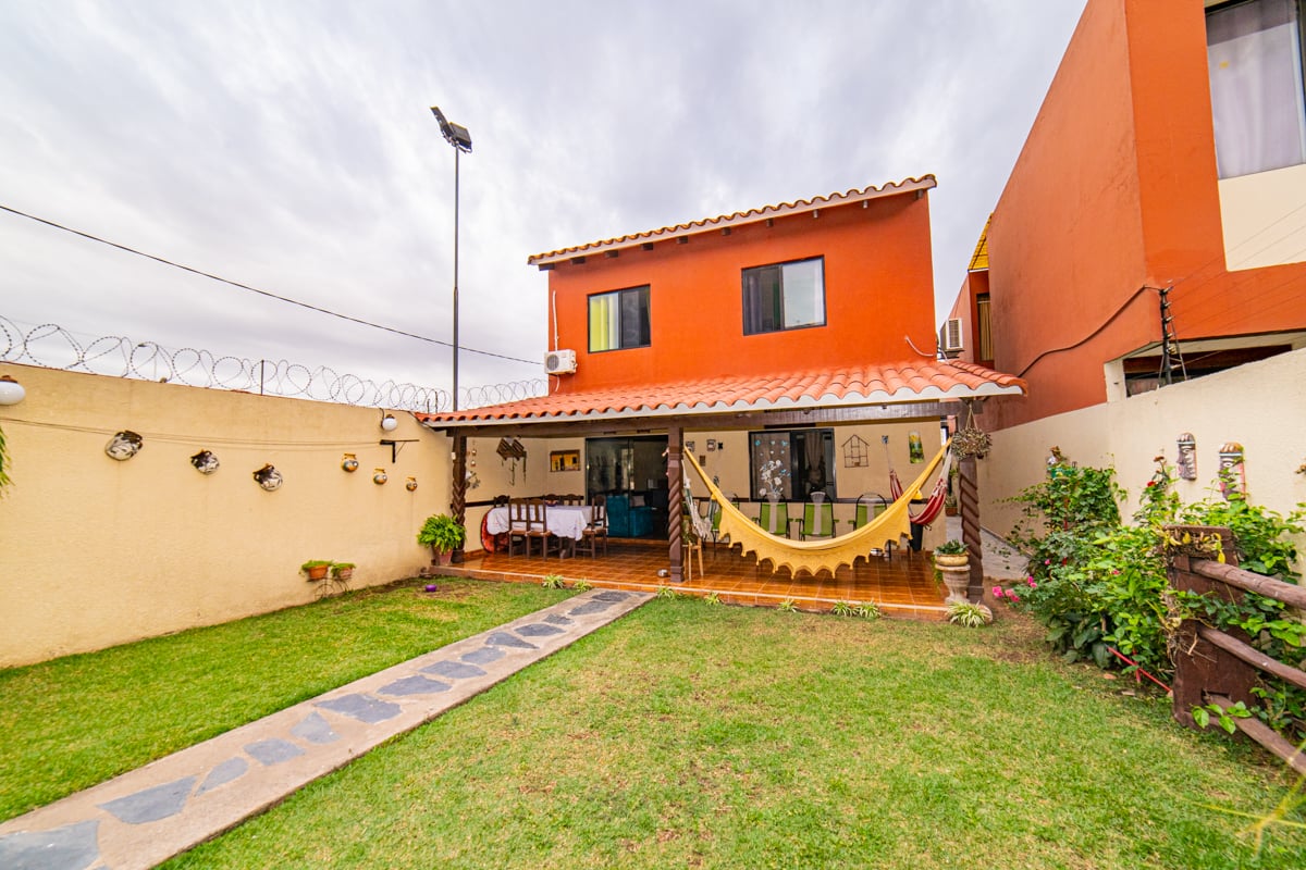 CASA EN VENTA, Av PAURITO 6to ANILLO