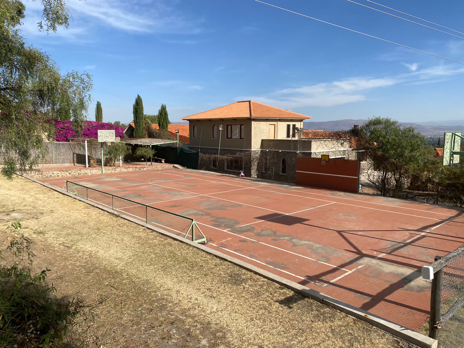 HERMOSA CASA DE LUJO EN TIQUIPAYA, IDEAL PARA HOTEL