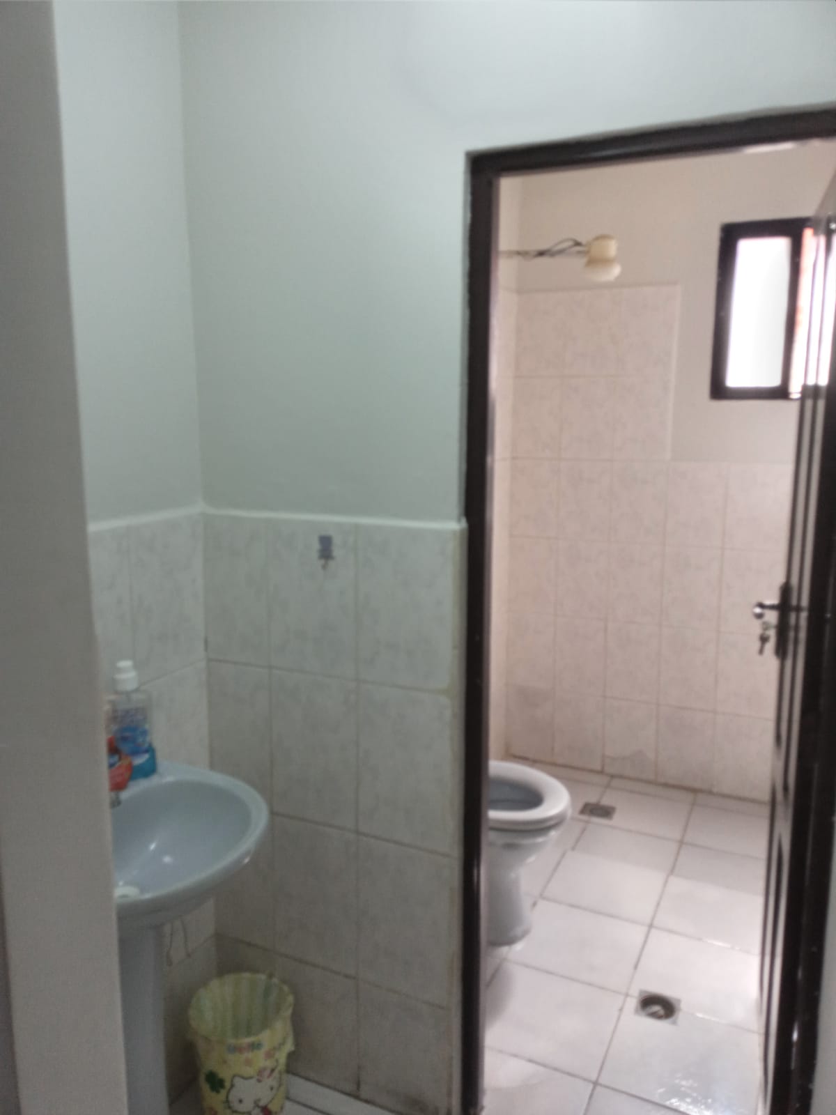 CASA AMPLIA EN VENTA