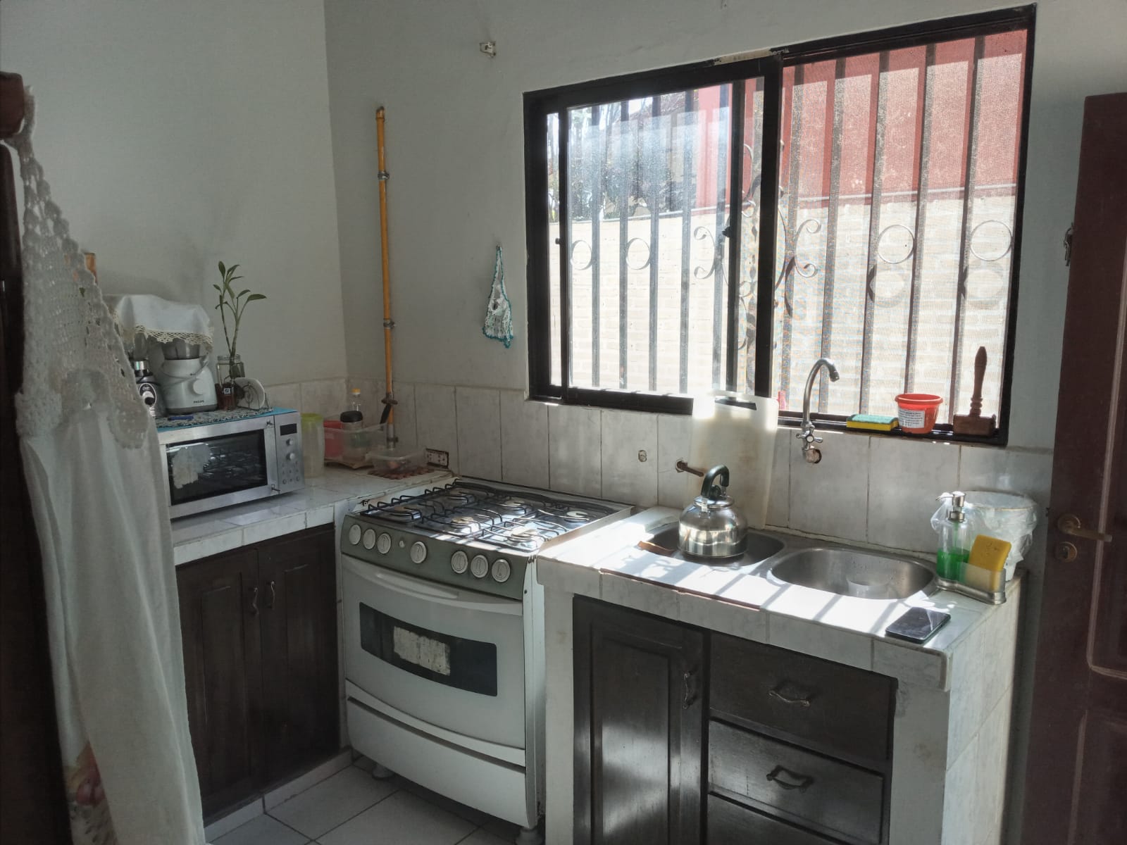 CASA AMPLIA EN VENTA