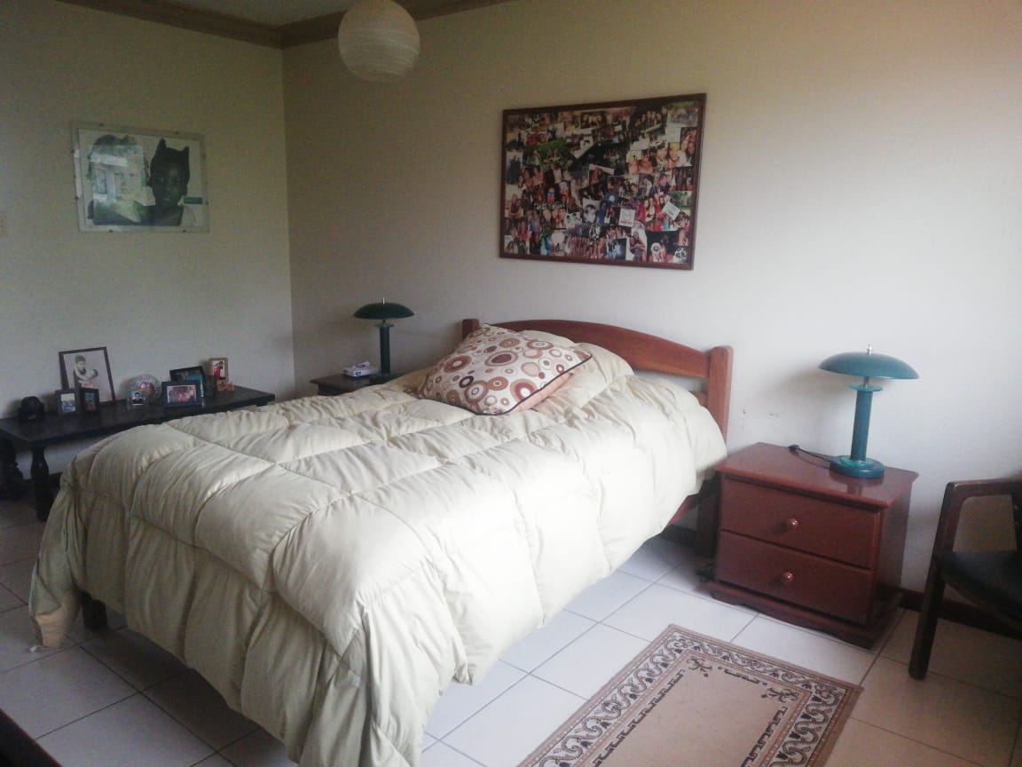 CASA CON OFICINA VENTA EN SANTA CRUZ Av Radial 17½ 5° Anillo