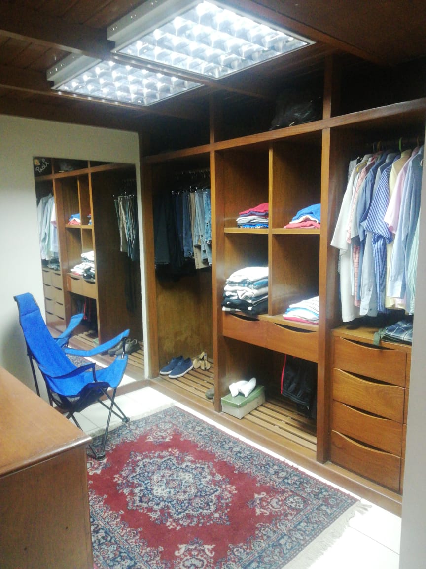CASA CON OFICINA VENTA EN SANTA CRUZ Av Radial 17½ 5° Anillo
