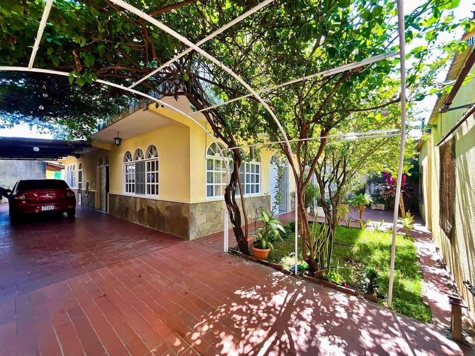 CASA HERMOSA CAMBIO 7BS precio puede ser negociable 