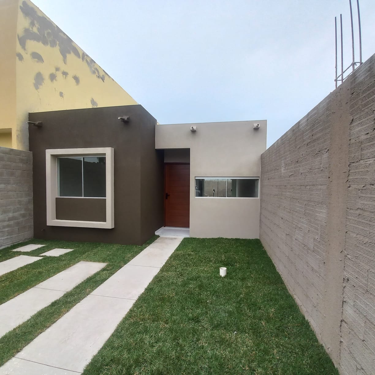 CASAS ECONOMICAS EN PREVENTA A 1OOO M DE LA BANZER