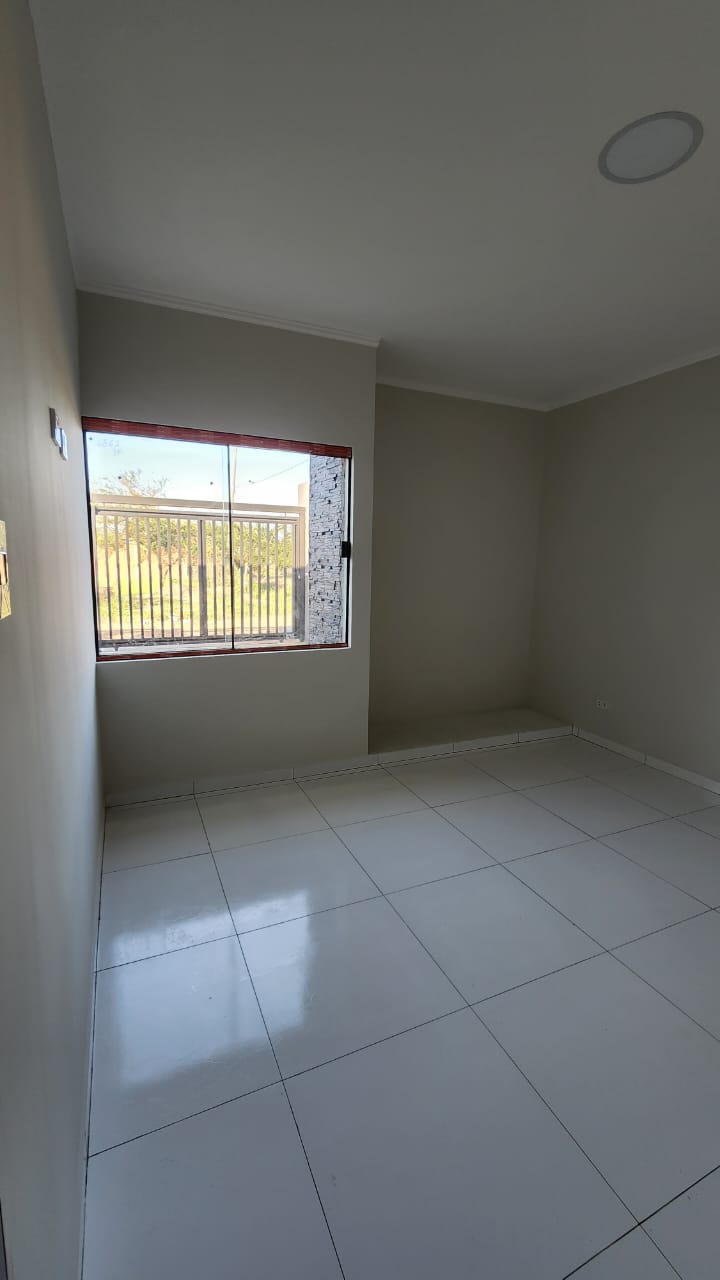 BONITA CASA EN VENTA ZONA ESTE DE SANTA CRUZ - BOLIVIA