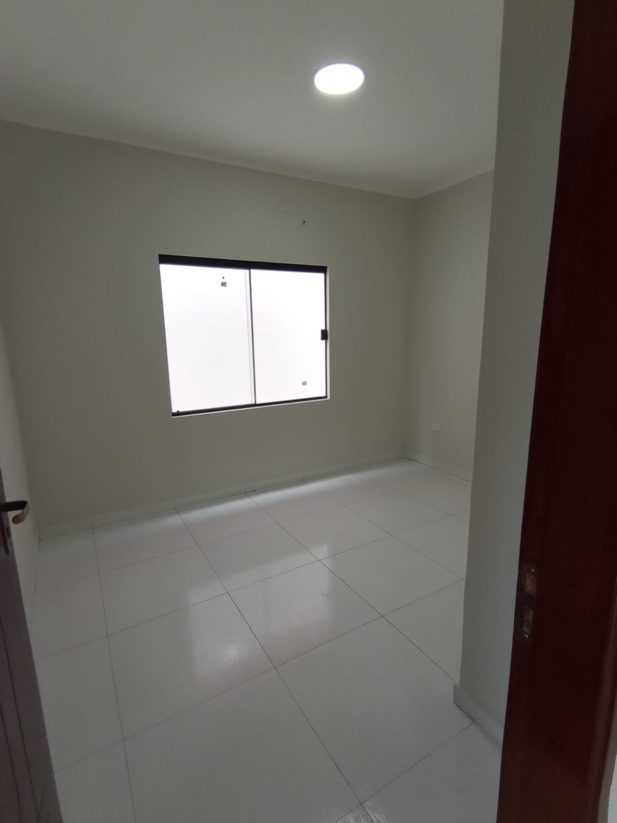 BONITA CASA EN VENTA ZONA ESTE DE SANTA CRUZ - BOLIVIA