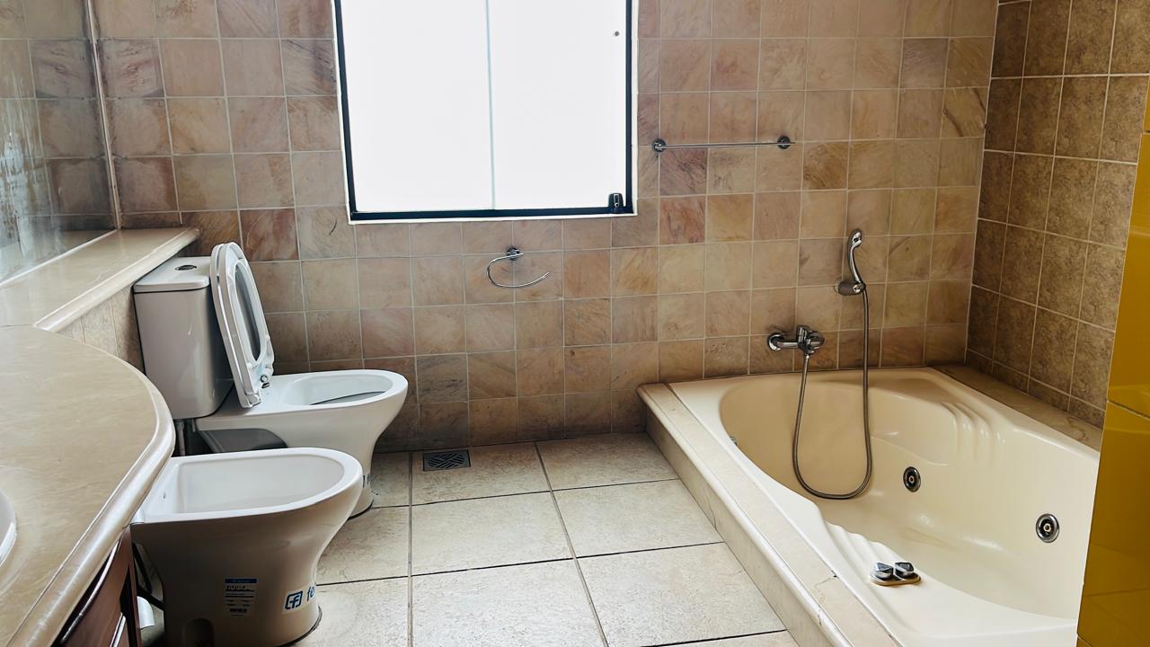 CASA EN ALQUILER ZONA NORTE ESPECIAL PARA EMPRESA
