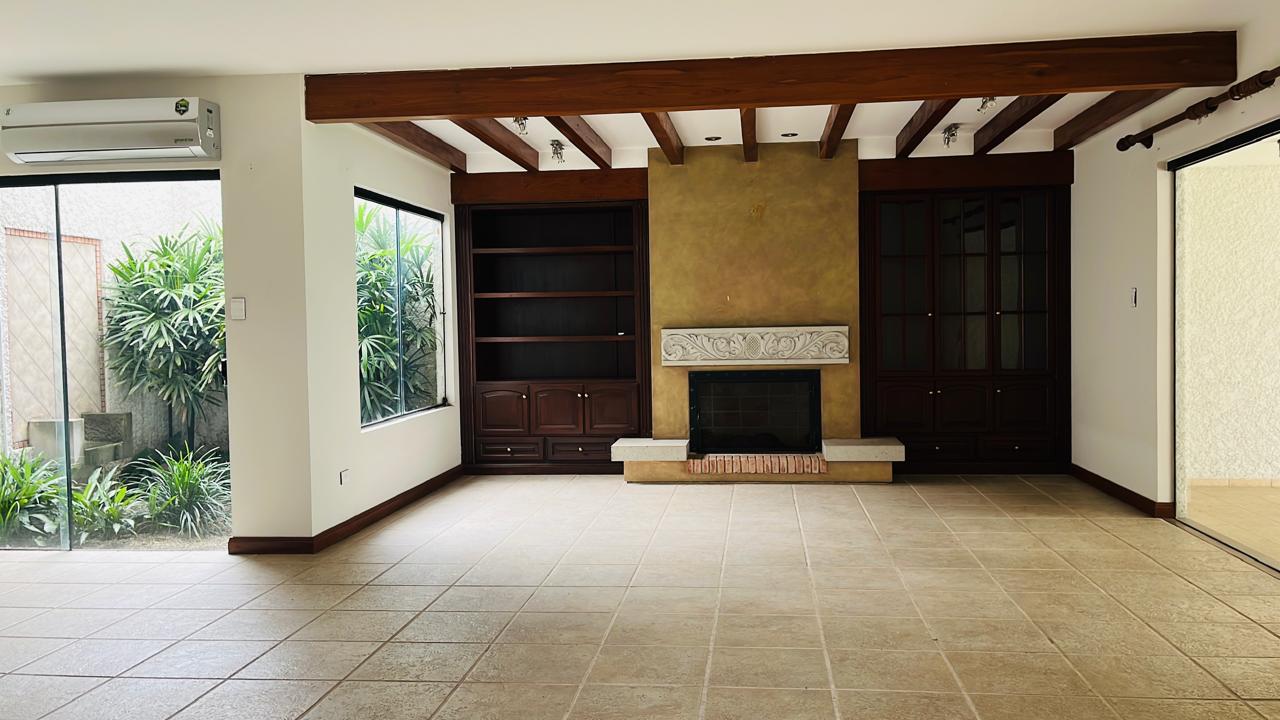 CASA EN ALQUILER ZONA NORTE ESPECIAL PARA EMPRESA