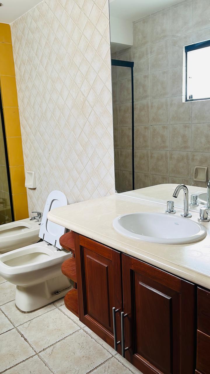 CASA EN ALQUILER ZONA NORTE ESPECIAL PARA EMPRESA