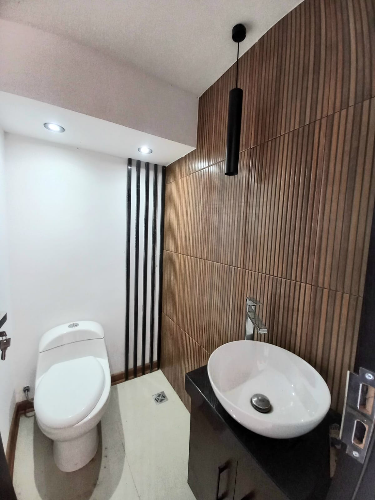 CASA EN ALQUILER DE 4 DORMITORIOS ZONA NORTE