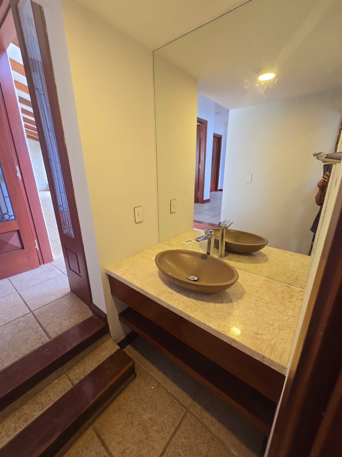 CASA EN ALQUILER BARRIO LAS PALMAS DE 4 HABITACIONES