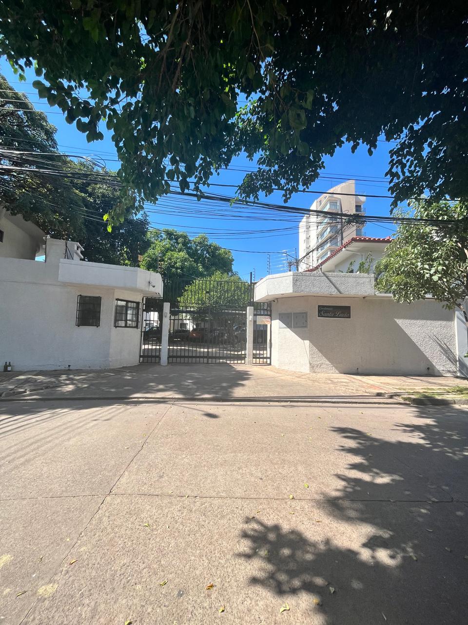 CASA EN VENTA DE 3 DORMITORIOS EN EXCELENTE ESTADO - INMUEBLE NUMERO 415